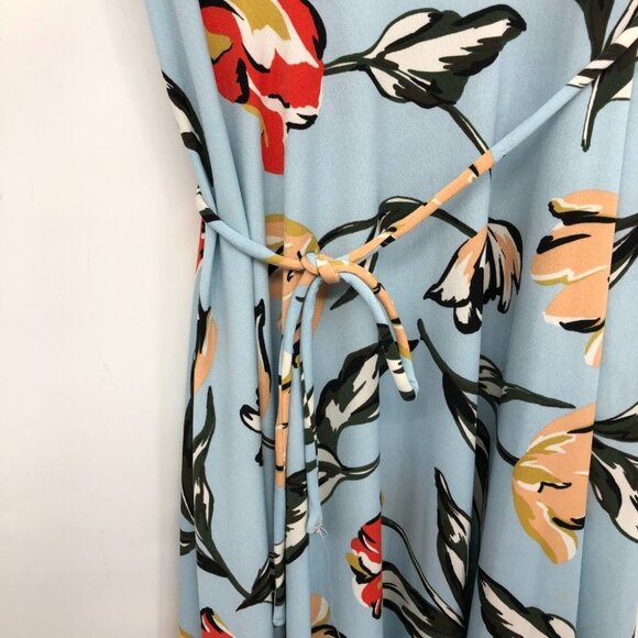 Maggy London Light Blue Floral Wrap Midi Dress size 4 - Picture 14 of 16